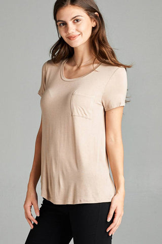 Ladies fashion short sleeve scoop neck top w/ pocket