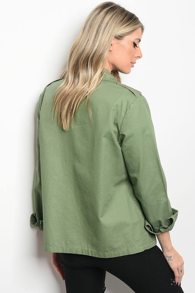 Ladies fashion light weight utility jacket with pocket details and a collard neckline