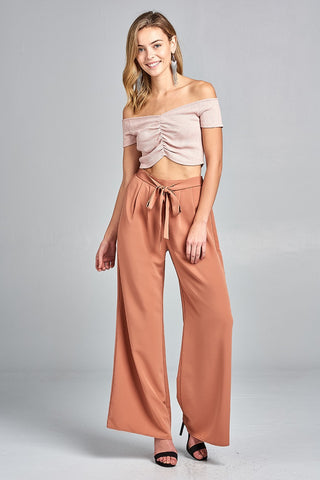 Ladies fashion short sleeve off the shoulder front shirring detail crop knit top