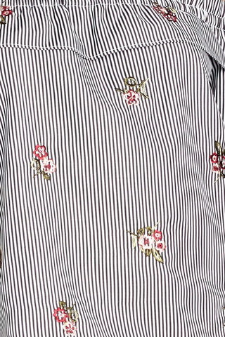 Ladies fashion plus size short sleeve off the shoulder w/ruffle embo stripe woven top