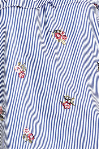 Ladies fashion plus size short sleeve off the shoulder w/ruffle embo stripe woven top