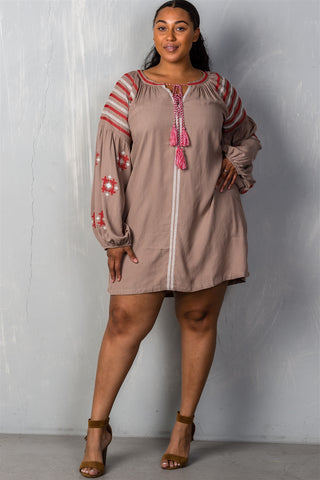 Ladies fashion plus size mocha tribal embroidered long sleeve blouse w/ tassel at collar