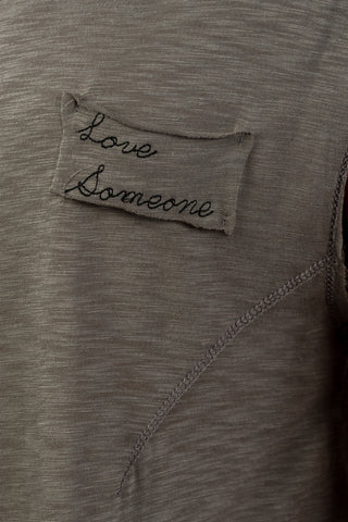 Ladies fashion round neckline "love someone" graphic side flowy tee