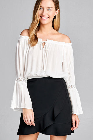 Ladies fashion long sleeve w/lace trim off the shoulder self tie front crinkle gauze woven top