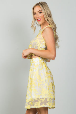 Ladies fashion floral embroidered skirt