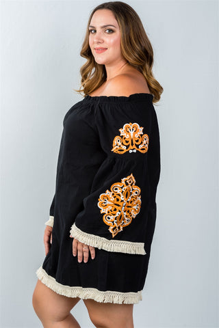 Ladies fashion plus size boho floral embroidered off-shoulder dress