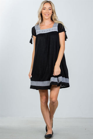 Ladies fashion contrast embroidered tie-sleeve boho mini dress - merchandiserus2