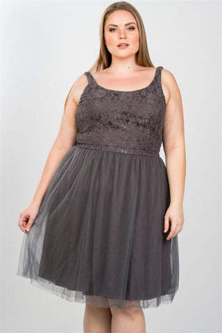 Ladies fashion plus size lace top midi dress with tulle skirt