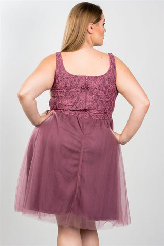 Ladies fashion plus size lace top midi dress with tulle skirt