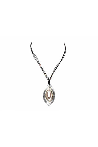 Pointed oval pendant necklace