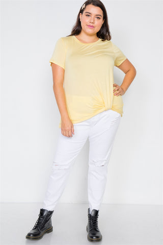 Plus Size Solid Front-twist Short Sleeve Top
