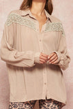 A Crinkled Woven Shirt Featuring Basic Collar